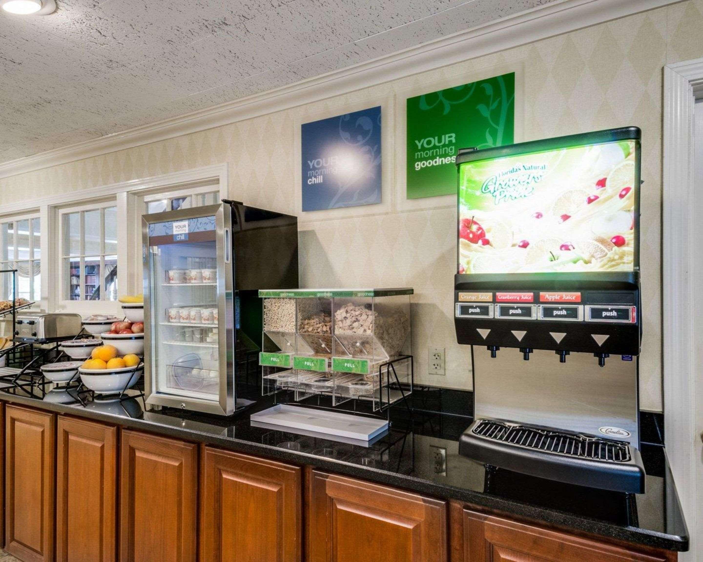 Comfort Inn Rockland - Boston Экстерьер фото